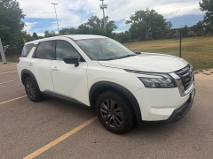 Used 2024  Nissan Pathfinder S 4WD at Naples Auto Sales near Vernal&comma; UT