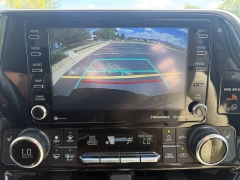 Used 2022  Toyota Highlander Hybrid XLE AWD at Naples Auto Sales near Vernal&comma; UT