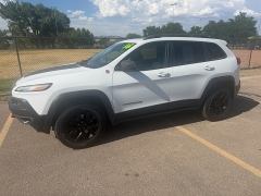Used 2016  Jeep Cherokee 4d SUV 4WD Trailhawk V6 at Naples Auto Sales near Vernal&comma; UT
