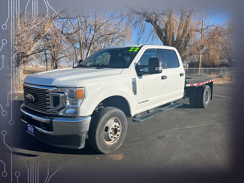 Used 2022  Ford Super Duty F-350 4WD XLT Crew Cab DRW 8' Box at Naples Auto Sales near Vernal, UT
