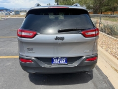 Used 2014  Jeep Cherokee 4d SUV 4WD Latitude V6 at Naples Auto Sales near Vernal&comma; UT