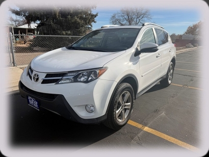 2015 Toyota RAV4 XLE's photo