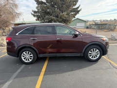 Used 2017  Kia Sorento 4d SUV FWD L at Naples Auto Sales near Vernal&comma; UT