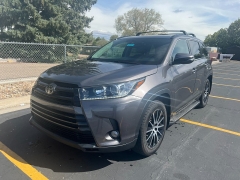 Used 2017 Toyota Highlander 4d SUV AWD SE at Naples Auto Sales near Vernal, UT