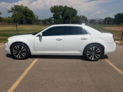 Used 2017  Chrysler 300 4d Sedan AWD Limited at Naples Auto Sales near Vernal&comma; UT