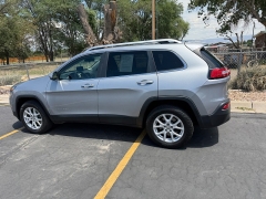 Used 2014  Jeep Cherokee 4d SUV 4WD Latitude V6 at Naples Auto Sales near Vernal&comma; UT