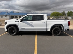 Used 2022  GMC Sierra 1500 4WD Crew Cab 157" Elevation at Naples Auto Sales near Vernal&comma; UT