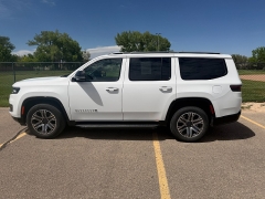 Used 2024  Jeep Wagoneer Series II 4x4 at Naples Auto Sales near Vernal&comma; UT