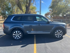 Used 2022  Kia Telluride S AWD at Naples Auto Sales near Vernal, UT