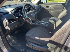 Used 2020  Chevrolet Traverse 4d SUV AWD LT Cloth w/1LT at Naples Auto Sales near Vernal, UT