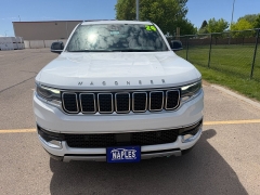Used 2024  Jeep Wagoneer Series II 4x4 at Naples Auto Sales near Vernal&comma; UT