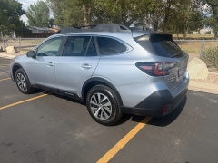 Used 2021  Subaru Outback Premium CVT at Naples Auto Sales near Vernal&comma; UT