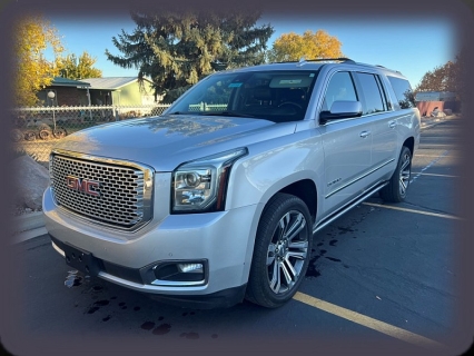 2017 GMC Yukon XL Denali's photo