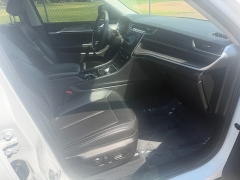 Used 2023  Jeep Grand Cherokee L Limited 4x4 at Naples Auto Sales near Vernal&comma; UT