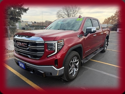 2022 GMC Sierra SLT's photo