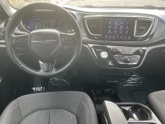 Used 2018 Chrysler Pacifica 4d Wagon Touring Plus at Naples Auto Sales near Vernal, UT