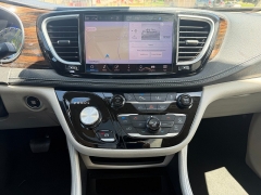 Used 2023  Chrysler Pacifica Limited FWD at Naples Auto Sales near Vernal&comma; UT
