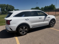 Used 2023  Kia Sorento Hybrid EX AWD at Naples Auto Sales near Vernal&comma; UT