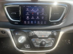 Used 2018 Chrysler Pacifica 4d Wagon Touring L at Naples Auto Sales near Vernal, UT