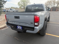 Used 2021  Toyota Tacoma 4WD SR5 Double Cab 5ft Bed V6 AT at Naples Auto Sales near Vernal&comma; UT