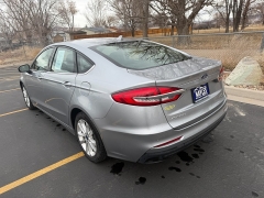 Used 2020  Ford Fusion Hybrid 4d Sedan FWD SE at Naples Auto Sales near Vernal&comma; UT