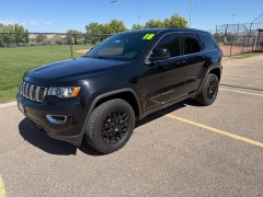 Used 2018  Jeep Grand Cherokee 4d SUV 4WD Laredo at Naples Auto Sales near Vernal&comma; UT