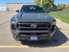 Used 2024  Toyota Tacoma 4WD SR5 Double Cab 6ft Bed AT at Naples Auto Sales near Vernal&comma; UT