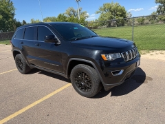 Used 2018  Jeep Grand Cherokee 4d SUV 4WD Laredo at Naples Auto Sales near Vernal&comma; UT