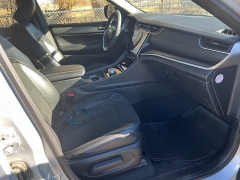 Used 2024  Jeep Grand Cherokee L Altitude 4x4 at Naples Auto Sales near Vernal&comma; UT