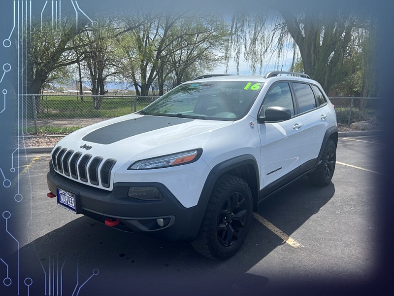 Used 2016  Jeep Cherokee 4d SUV 4WD Trailhawk V6 at Naples Auto Sales near Vernal, UT