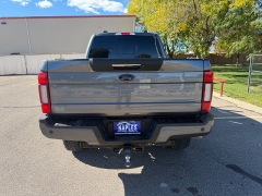 Used 2022  Ford Super Duty F-350 4WD LARIAT Crew Cab SRW 6&period;75' Box at Naples Auto Sales near Vernal&comma; UT