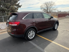 Used 2017  Kia Sorento 4d SUV FWD L at Naples Auto Sales near Vernal&comma; UT