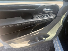 Used 2019  Dodge Grand Caravan 4d Wagon SXT at Naples Auto Sales near Vernal&comma; UT