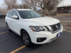 Used 2019  Nissan Pathfinder 4d SUV 4WD SL at Naples Auto Sales near Vernal&comma; UT