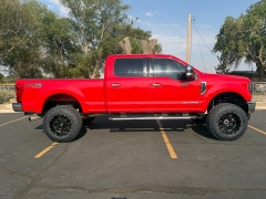 Used 2017  Ford Super Duty F-250 4WD Crew Cab XLT at Naples Auto Sales near Vernal&comma; UT