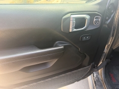 Used 2021  Jeep Gladiator Rubicon 4x4 at Naples Auto Sales near Vernal&comma; UT