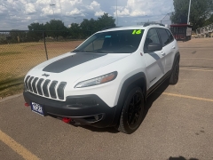 Used 2016  Jeep Cherokee 4d SUV 4WD Trailhawk V6 at Naples Auto Sales near Vernal&comma; UT