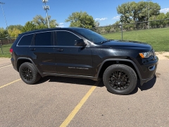 Used 2018  Jeep Grand Cherokee 4d SUV 4WD Laredo at Naples Auto Sales near Vernal&comma; UT