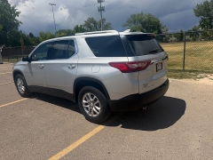 Used 2018  Chevrolet Traverse 4d SUV AWD LT Cloth w&sol;1LT at Naples Auto Sales near Vernal&comma; UT