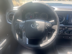 Used 2017 Toyota Tacoma 4WD Double Cab TRD Sport Auto at Naples Auto Sales near Vernal, UT