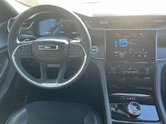 Used 2024  Jeep Grand Cherokee L Altitude 4x4 at Naples Auto Sales near Vernal&comma; UT