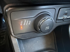 Used 2020  Jeep Renegade 4d SUV 4WD Sport at Naples Auto Sales near Vernal&comma; UT