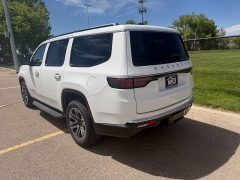 Used 2024  Jeep Wagoneer Series II 4x4 at Naples Auto Sales near Vernal&comma; UT