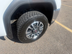 Used 2022  GMC Sierra 2500HD 4WD Crew Cab 159" SLE Dsl at Naples Auto Sales near Vernal&comma; UT
