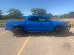 Used 2020  Toyota Tacoma 4WD Double Cab TRD Off-Road Auto at Naples Auto Sales near Vernal&comma; UT