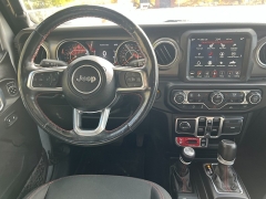 Used 2022 Jeep Gladiator Rubicon 4x4 at Naples Auto Sales near Vernal, UT