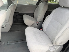 Used 2019  Toyota Sienna 4d Wagon FWD L 7-Passenger at Naples Auto Sales near Vernal&comma; UT