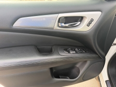 Used 2019  Nissan Pathfinder 4d SUV 4WD SL at Naples Auto Sales near Vernal&comma; UT