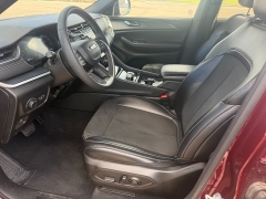 Used 2025  Jeep Grand Cherokee Altitude 4x4 at Naples Auto Sales near Vernal&comma; UT
