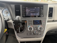Used 2019  Toyota Sienna 4d Wagon FWD L 7-Passenger at Naples Auto Sales near Vernal&comma; UT